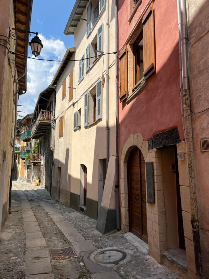 Suite "Chalet" Dans Maison De Village La Brigue Exterior photo